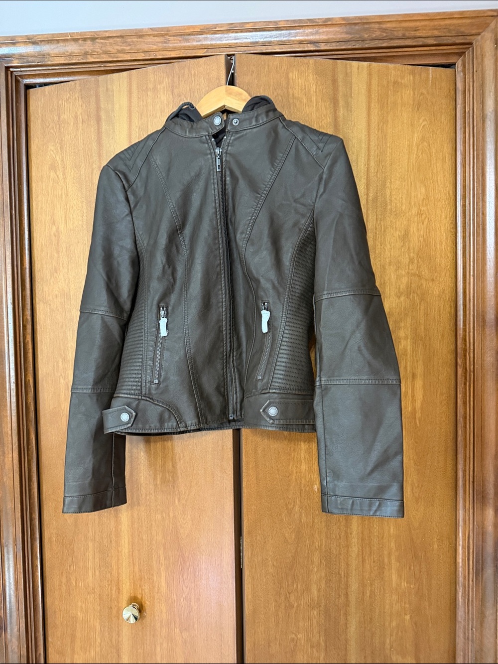 Women's Hooded Faux Leather Jacket - Dark Brown